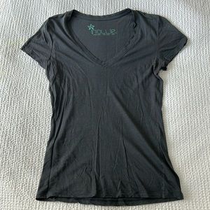 Nollie Grey Thin V Neck Short Sleeved Shirt